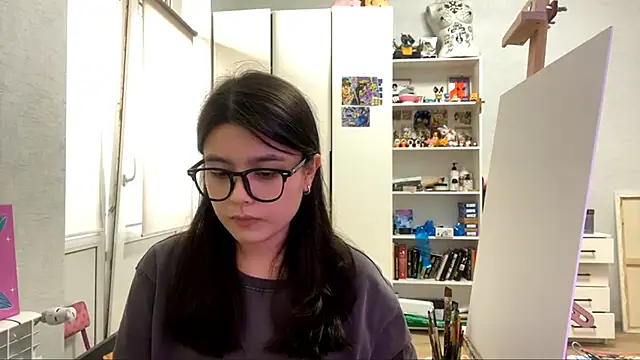 SaintMari online show from May 2026 02:14:01 PM