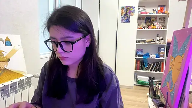 SaintMari online show from May 2026 12:17:01 PM