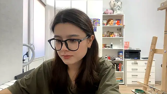 SaintMari online show from March 2026 12:09:01 PM