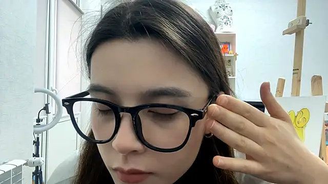 SaintMari online show from March 2026 12:22:02 PM