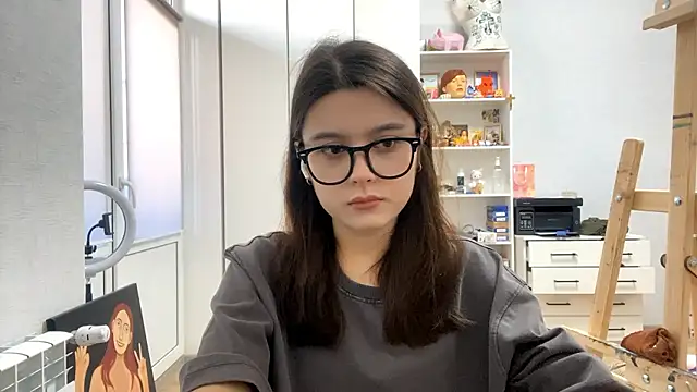 SaintMari online show from March 2026 12:32:02 PM