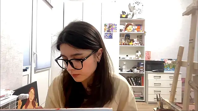 SaintMari online show from April 2026 12:12:02 PM