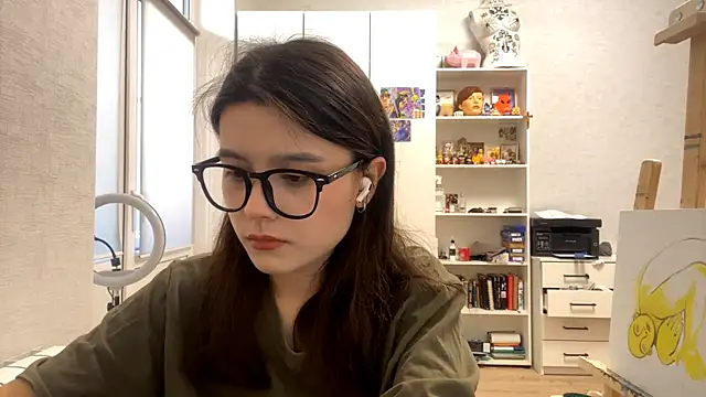 SaintMari online show from March 2026 12:27:02 PM