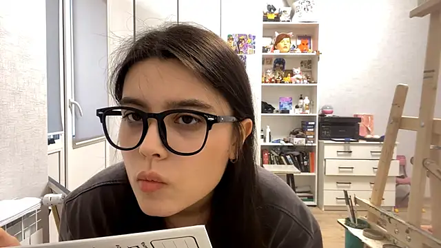 SaintMari online show from April 2026 01:45:01 PM