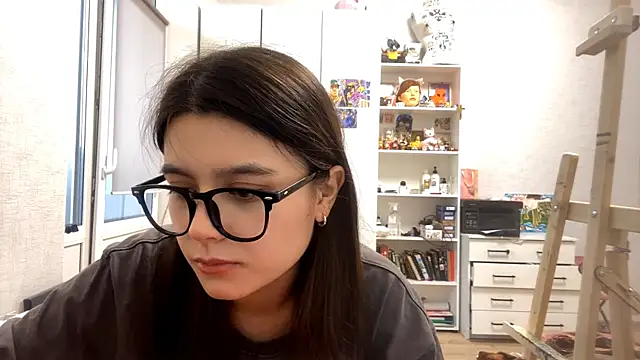 SaintMari online show from April 2026 02:12:01 PM