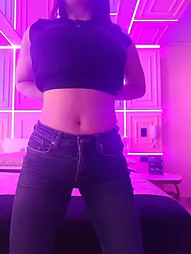 candyxtreox online show from April 2026 03:39:02 PM