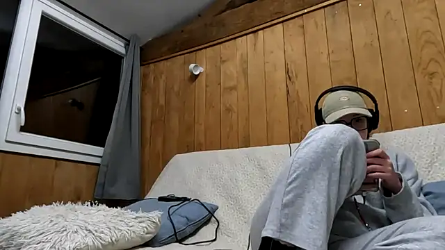 ju juliette online show from March 2026 10:34:02 PM