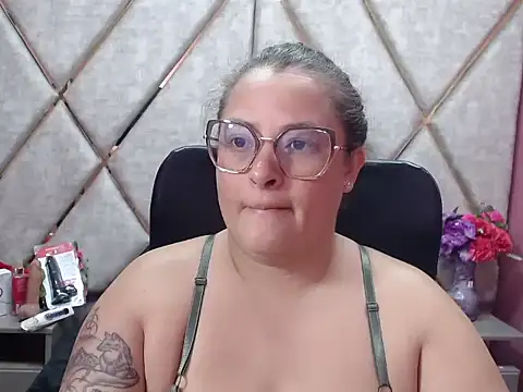 Sarah Boobs  online show from February 2026 03:04:01 AM