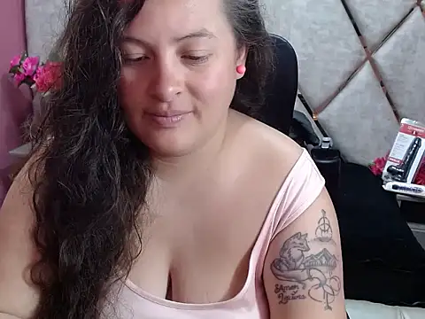 Sarah Boobs  online show from February 2026 03:28:01 AM