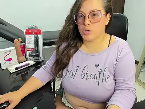 Sarah Boobs  online show from February 2026 08:08:01 PM