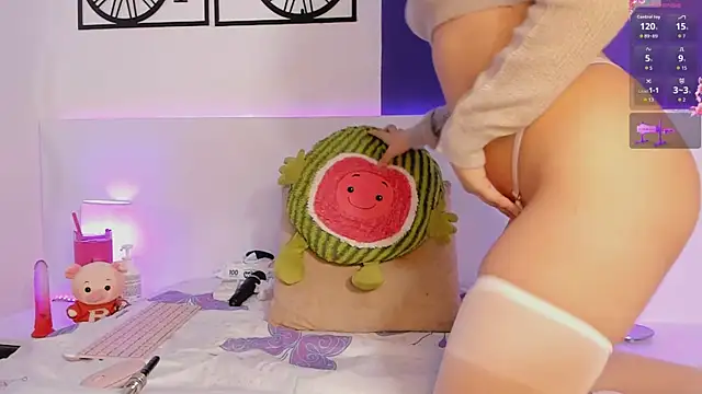 IZzyBellxX  online show from February 2026 07:44:01 PM