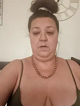 Nova-iswiserx online show from March 2026 01:29:02 PM