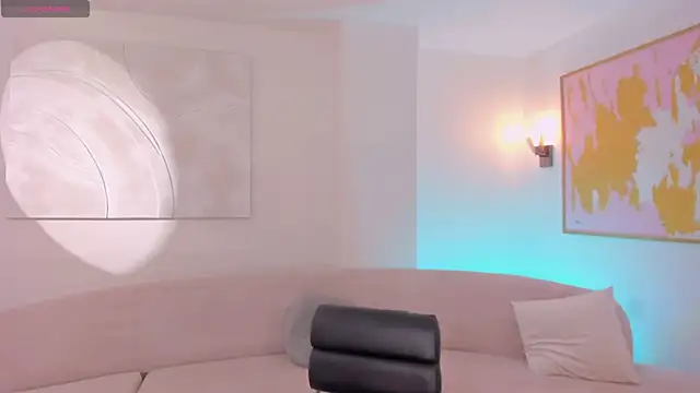 BellaThompsonX online show from March 2026 08:54:01 PM