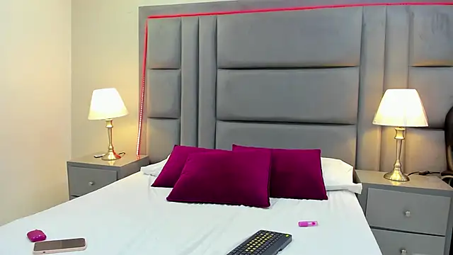 KendalFoxx online show from April 2026 12:23:01 PM