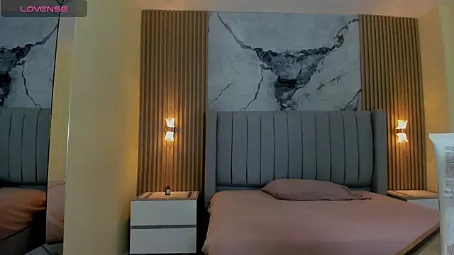 BELLA STONE3 online show from February 2026 07:34:01 PM