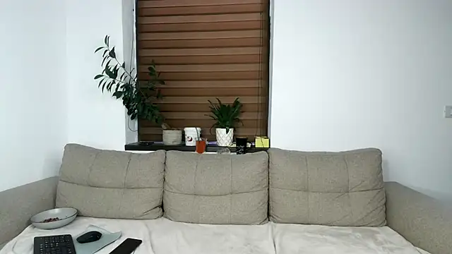 Crista-Elio online show from May 2026 05:07:01 PM