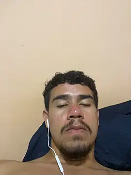 reipromiscuo01 online show from February 2026 01:35:02 AM