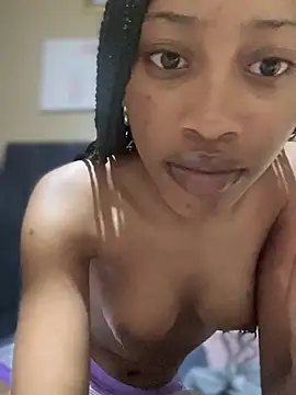 diamond Ines online show from February 2026 12:31:02 AM