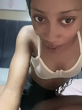 diamond Ines online show from February 2026 12:43:02 AM