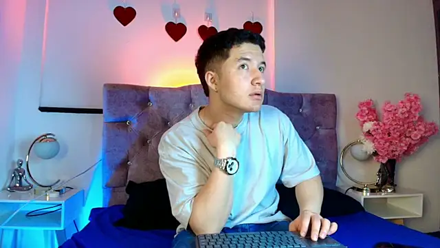 Alexander Connor online show from February 2026 12:16:02 PM