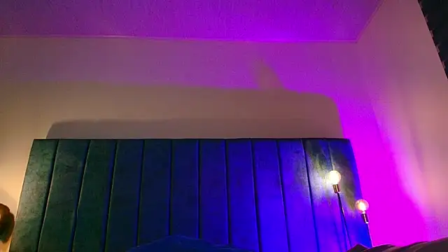 Alexander Connor online show from March 2026 12:06:01 PM