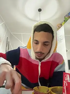 Snapshot of piccolo2002 chatting on March 2026 04:02:01 PM piccolo2002 online show from March 2026 04:02:01 PM