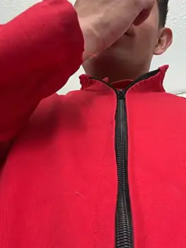 santiObrero online show from April 2026 03:28:01 PM