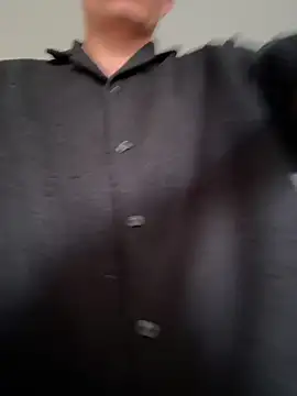 santiObrero online show from March 2026 09:15:02 PM