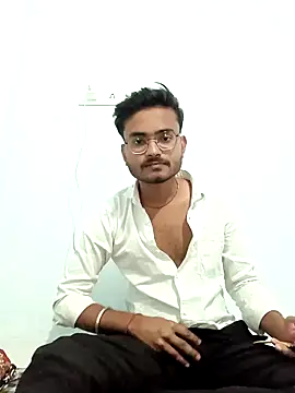 sdgjjkkmm online show from February 2026 01:00:01 PM