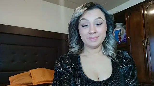 aitanalove  online show from May 2026 10:14:02 PM