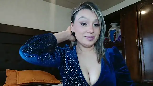 aitanalove  online show from April 2026 06:58:02 PM