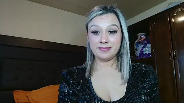 aitanalove  online show from February 2026 12:00:02 AM