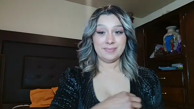 aitanalove  online show from May 2026 12:52:02 AM