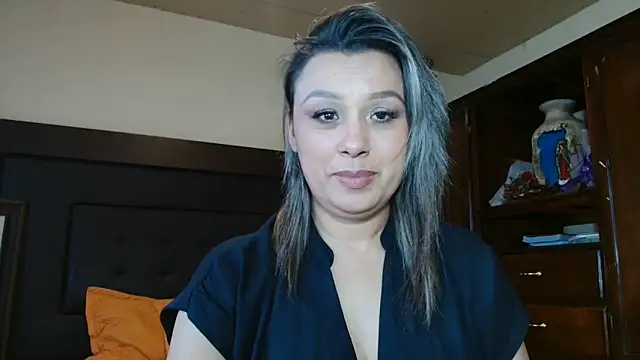 Snapshot of aitanalove_ chatting on June 2026 11:58:02 PM aitanalove online show from June 2026 11:58:02 PM