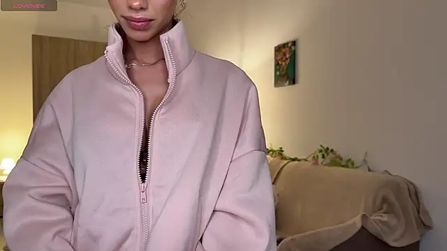 AyanaLys online show from April 2026 10:45:02 PM