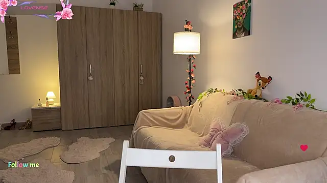 AyanaLys online show from May 2026 05:32:01 PM