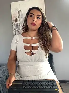 TianaRios Pink online show from March 2026 07:30:02 PM