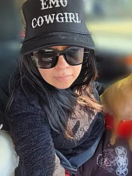 AriannaPenaxo online show from April 2026 08:27:01 PM