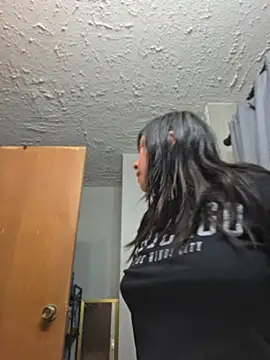 AriannaPenaxo online show from April 2026 06:58:01 PM