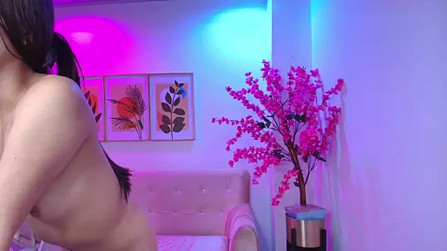Zoe swan online show from May 2026 11:37:02 AM