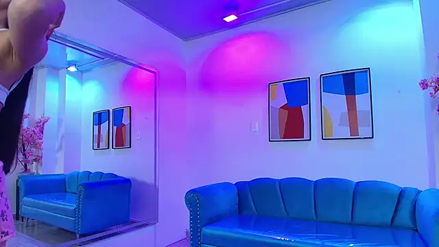 Zoe swan online show from March 2026 11:28:02 AM