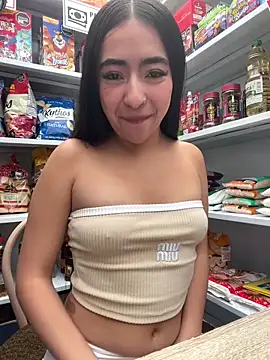 AuroraJohns Pink online show from February 2026 08:06:02 PM