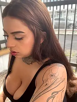 EmilyMoore Pink online show from February 2026 09:47:01 PM