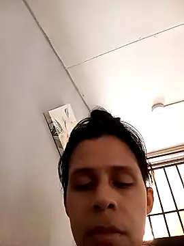 mitzukywinteer online show from February 2026 03:39:01 PM