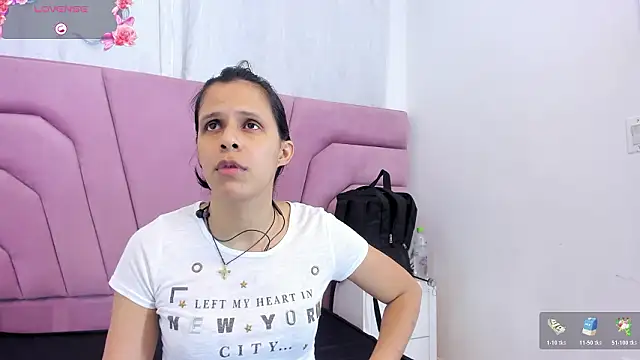 mitzukywinteer online show from March 2026 08:20:02 PM