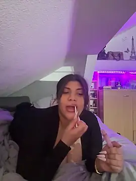 MinaKhalina online show from January 2026 06:11:02 PM