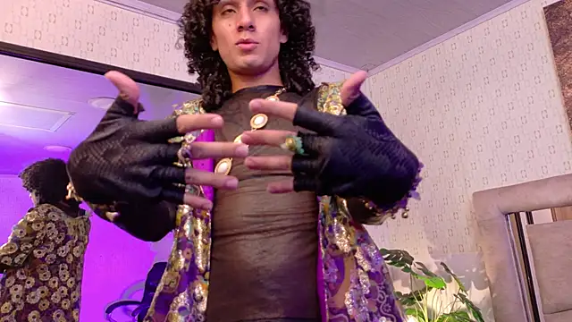 4L3JX online show from February 2026 03:59:01 AM