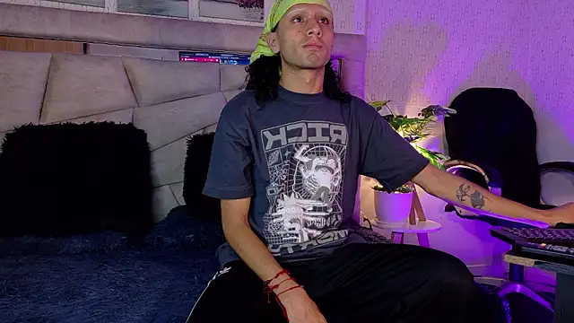 4L3JX online show from February 2026 12:34:02 PM