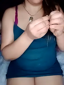 Naughty-Yousra online show from February 2026 10:43:01 PM