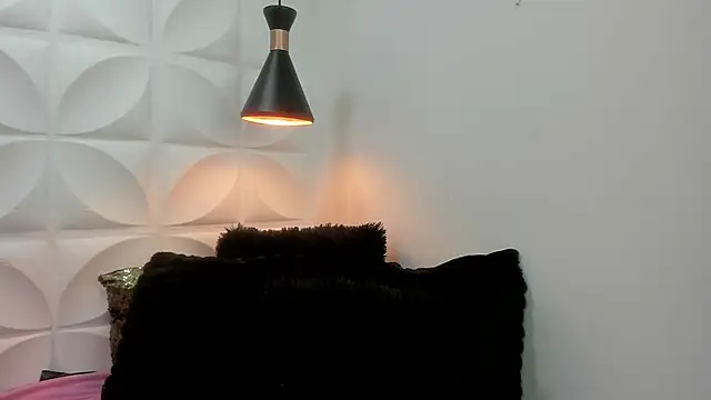 zaira skinny online show from March 2026 03:17:01 AM